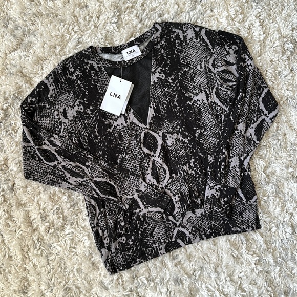 LNA Orion Snakeskin Mesh Long Sleeve Top NWT - Picture 3 of 5